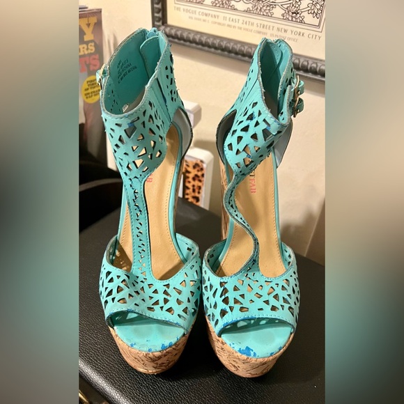 JustFab Aqua Cutout Wedge Sandals - Picture 6 of 7